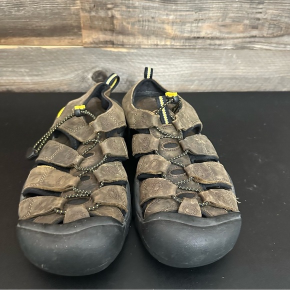 KEEN Men's Size 11.5 Newport Brown‎ Leather Waterproof Hiking Sandals Outdoors - Picture 3 of 8